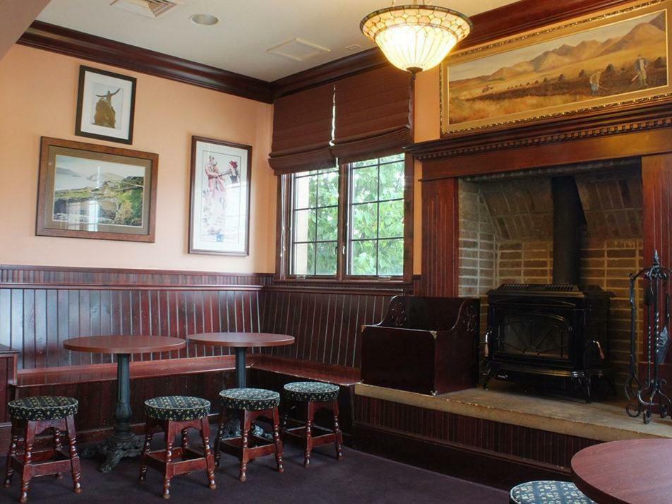Saint Brendan'S Inn Green Bay Exterior foto