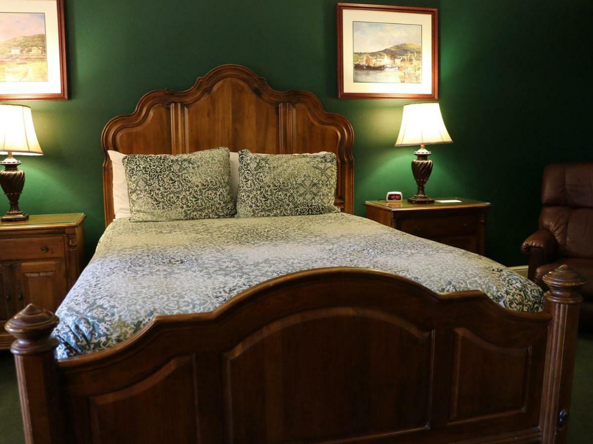 Saint Brendan'S Inn Green Bay Zimmer foto