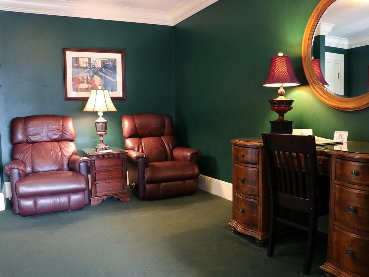 Saint Brendan'S Inn Green Bay Zimmer foto